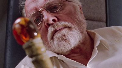Al inicio de 'Jurassic Park', este detalle demuestra que John Hammond no sabe lo que estaba haciendo noticias imagen