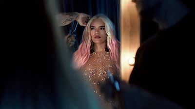 Karol G arrasa con el top 10 de Netflix Colombia con este documental que dura menos de 2 horas noticias imagen