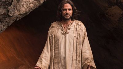 Semana Santa 2024: Todo sobre la serie colombiana en la que Manolo Cardona fue Jesucristo