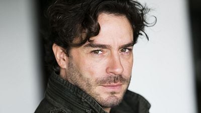 "Fue traumático": El actor colombiano Juan Pablo Espinosa tuvo que evacuar de emergencia su casa durante los incendios en Los Ángeles noticias imagen