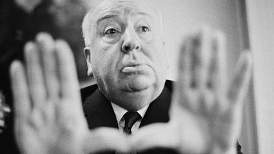 El inesperado ingrediente que Alfred Hitchcock usó como sangre en 'Psicosis' noticias imagen