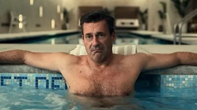 De ‘Mad Men’ a la comedia negra: así es ‘Amigos y vecinos’, la nueva serie con Jon Hamm que puedes ver Apple TV+ noticias imagen