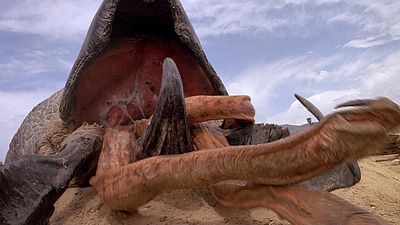 Hace 35 años, un fracaso de taquilla dio origen a una querida franquicia de películas de monstruos que puedes ver en Amazon Prime Video noticias imagen