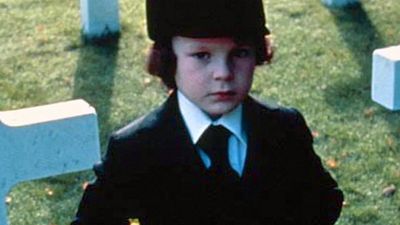 Es una de las mejores películas de terror y la escena del cementerio no te dejará dormir noticias imagen