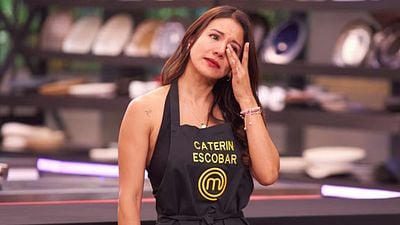 Este fue el mensaje que recibió Caterin Escobar de un exfutbolista colombiano tras su eliminación de 'Masterchef Celebrity' noticias imagen