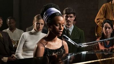 ‘Emilia Pérez’: Fans señalan la vez que Zoe Saldana hizo blackface en una biopic noticias imagen