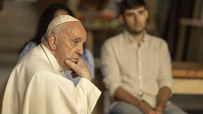 Una modelo webcam colombiana protagonizó una serie con el Papa Francisco y está en Disney Plus noticias imagen