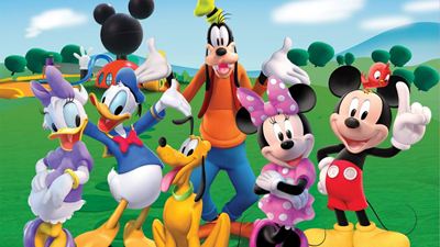 Tienes que ver a Mickey Mouse y sus amigos de Disney como humanos (Daisy es igualita a Karol G)