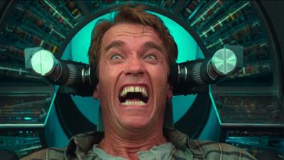 Esta película de Arnold Schwarzenegger es una joya de la ciencia ficción y tardó 20 años en llegar a los cines