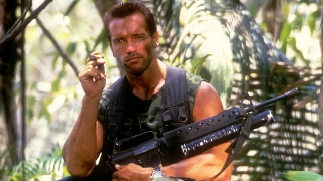 "Es el mismo personaje": 'Depredador' fue concebido inicialmente como una secuela de otra película de acción de los 80 protagonizada por Schwarzenegger noticias imagen