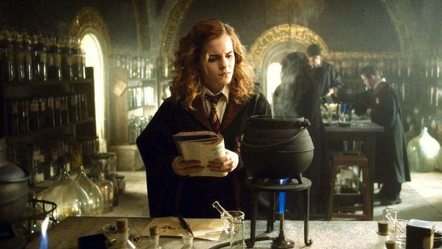 Así se vería 'Harry Potter' si tuviera lugar en un laboratorio científico ruso noticias imagen