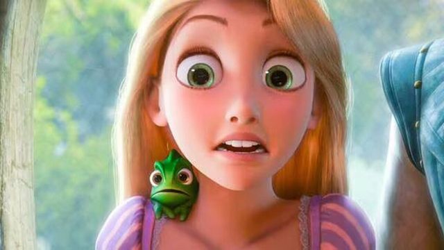 Estas dos madrastras de Disney son la misma persona según este venenoso detalle noticias imagen