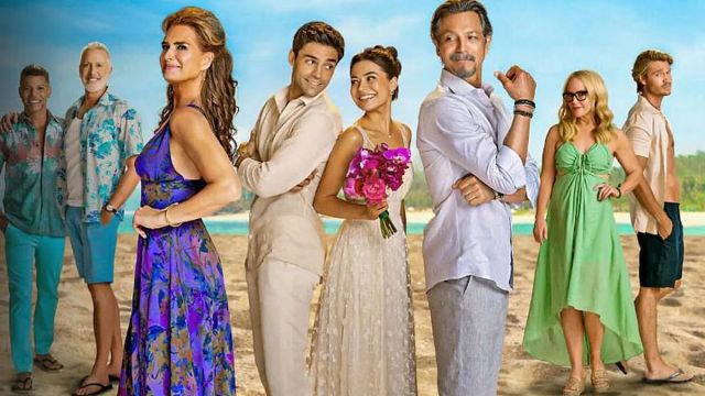 La protagonista de la película más vista de Netflix en Colombia fue atacada por un mono mientras grababa noticias imagen