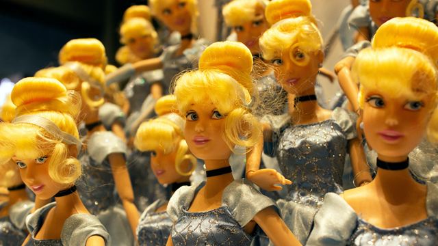 A propósito de Barbie 'The Toy That Made Us' es la serie que debes ver para comprender el papel de los juguetes en nuestras vidas