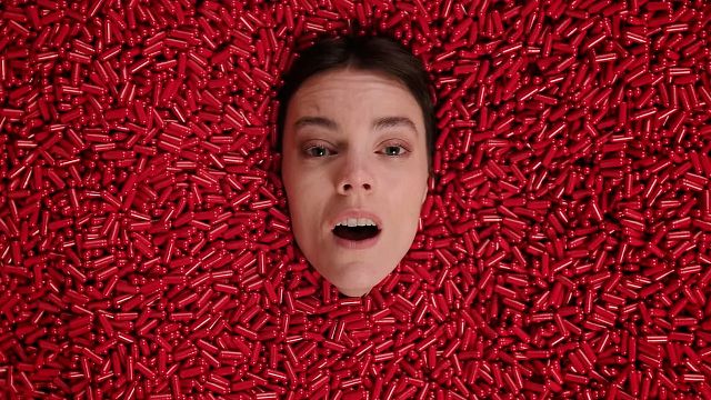 Así se ven las primeras imágenes de 'Reina Roja', la nueva serie de Prime Video noticias imagen