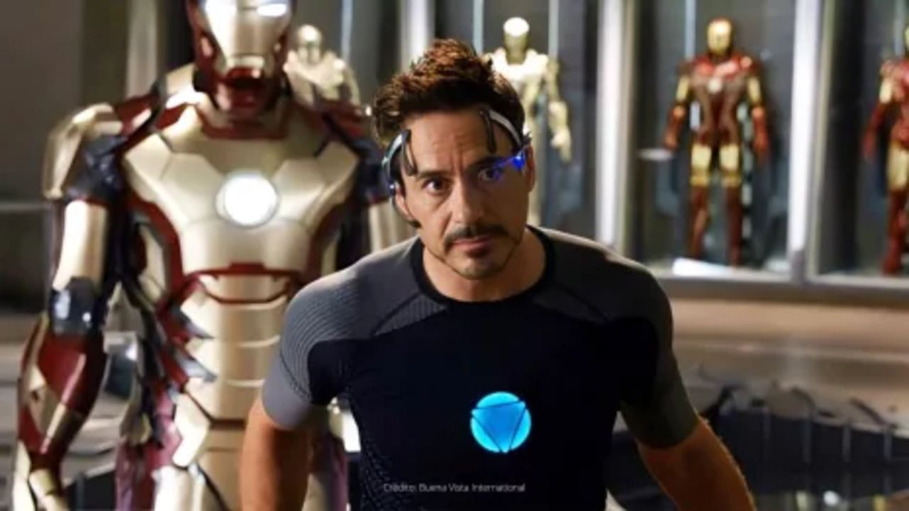 「アイアンマン」の91分17秒を一時停止すると、90年代の最も重要なカルト映画の1つへの言及が見つかるでしょう – 映画ニュース
