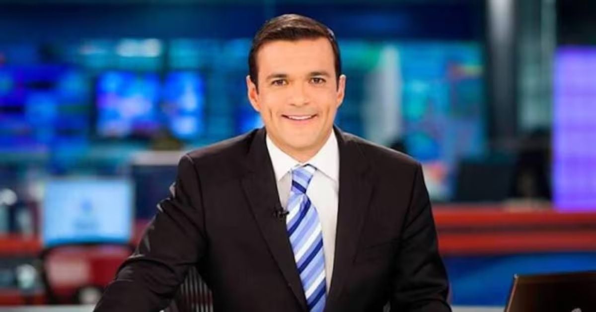 Juan Diego Alvira hizo parte del noticiero de Caracol Televisión