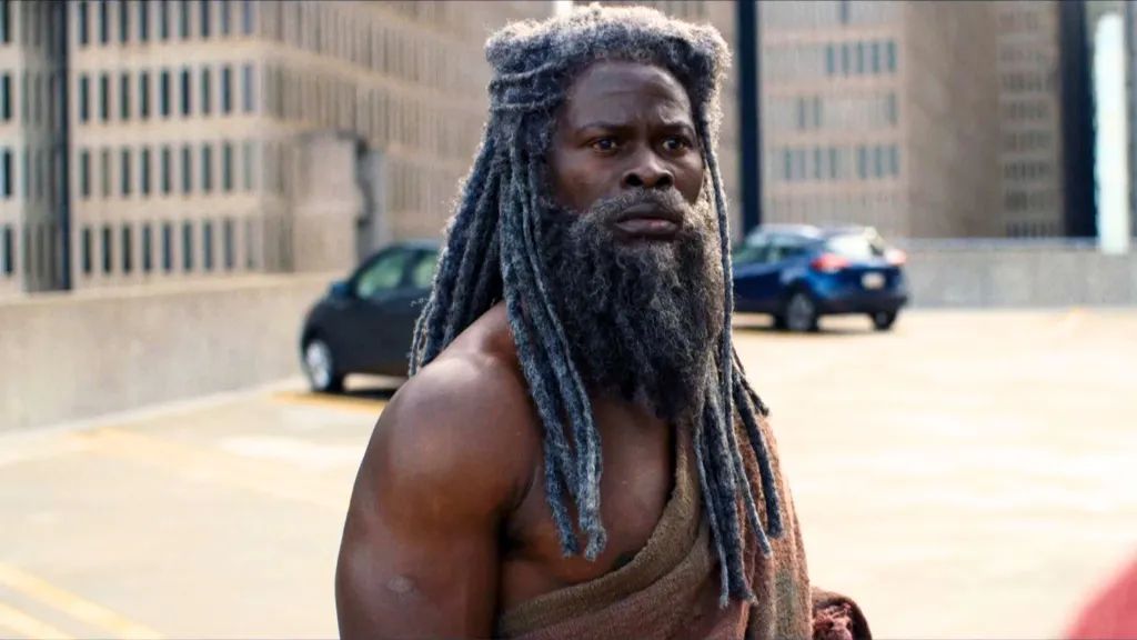 Djimon Hounsou interpretó al mago Shazam en la película de DC