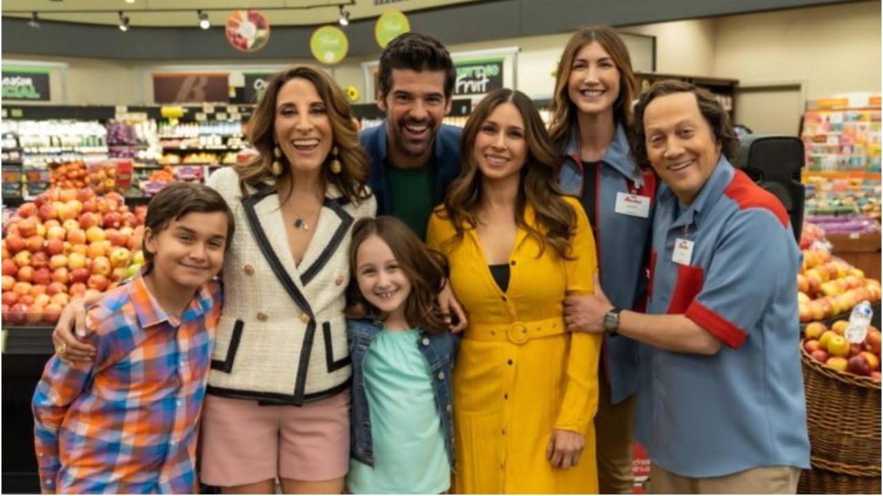 Hasta la esposa de Adam Sandler estuvo en 'Qué viaje con papá'